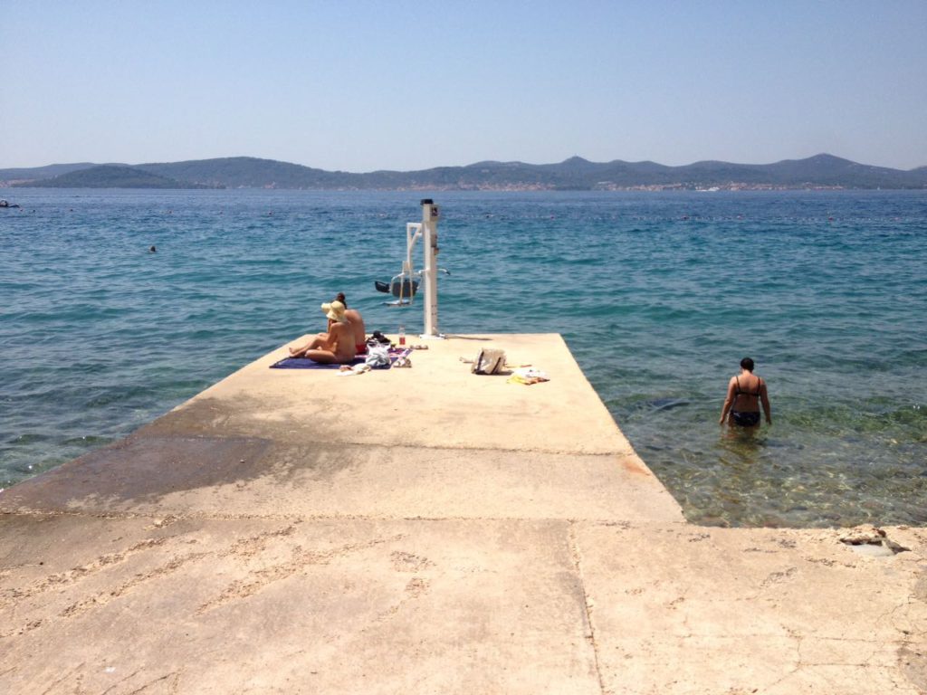 Strand in Zadar für Rollstuhlfahrer